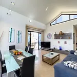 Βίλα Casa Maddy - A Charming Location With Every Comfort *