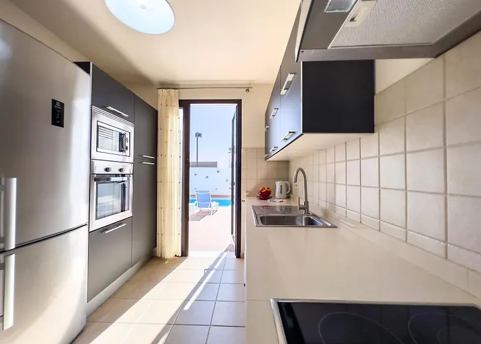 Casa Maddy - A Charming Location With Every Comfort Vila